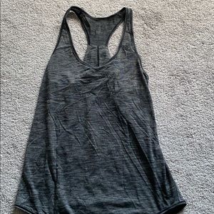 Lululemon tank top size 4